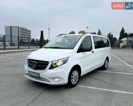 Белый Мерседес Вито, объемом двигателя 1.6 л и пробегом 117 тыс. км за 23500 $, фото 2 на Automoto.ua