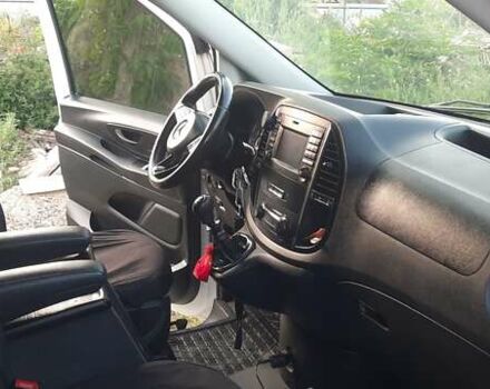 Белый Мерседес Вито, объемом двигателя 2.14 л и пробегом 300 тыс. км за 16500 $, фото 12 на Automoto.ua