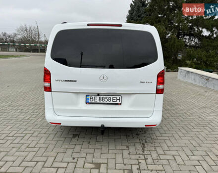 Белый Мерседес Вито, объемом двигателя 2.14 л и пробегом 244 тыс. км за 23000 $, фото 3 на Automoto.ua