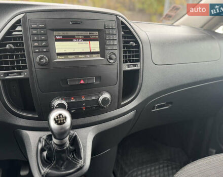 Белый Мерседес Вито, объемом двигателя 1.6 л и пробегом 117 тыс. км за 23500 $, фото 14 на Automoto.ua