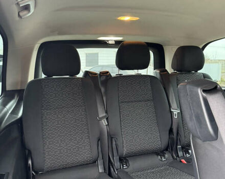 Белый Мерседес Вито, объемом двигателя 2.14 л и пробегом 244 тыс. км за 23000 $, фото 12 на Automoto.ua