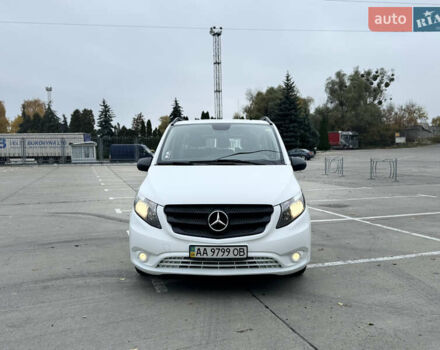 Белый Мерседес Вито, объемом двигателя 1.6 л и пробегом 117 тыс. км за 23500 $, фото 1 на Automoto.ua