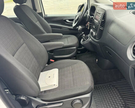 Белый Мерседес Вито, объемом двигателя 1.6 л и пробегом 117 тыс. км за 23500 $, фото 10 на Automoto.ua