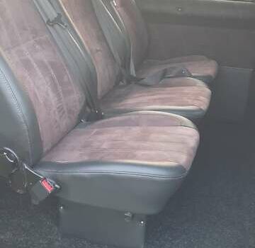 Белый Мерседес Вито, объемом двигателя 2.14 л и пробегом 300 тыс. км за 16500 $, фото 15 на Automoto.ua