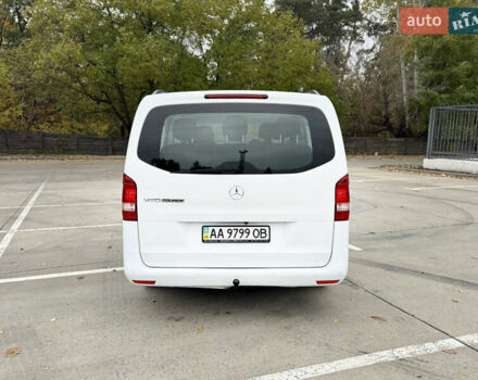 Белый Мерседес Вито, объемом двигателя 1.6 л и пробегом 117 тыс. км за 23500 $, фото 5 на Automoto.ua