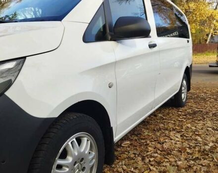 Белый Мерседес Вито, объемом двигателя 2.14 л и пробегом 285 тыс. км за 21500 $, фото 24 на Automoto.ua