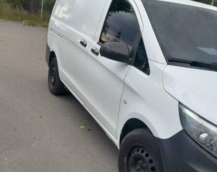 Білий Мерседес Віто, об'ємом двигуна 2.14 л та пробігом 400 тис. км за 15200 $, фото 1 на Automoto.ua