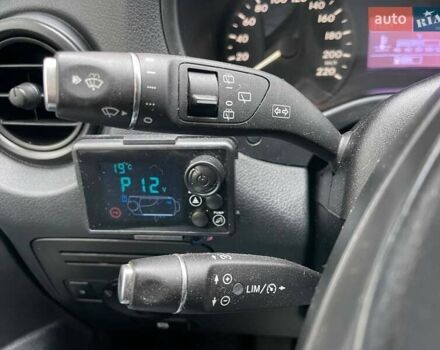 Белый Мерседес Вито, объемом двигателя 1.6 л и пробегом 244 тыс. км за 14490 $, фото 13 на Automoto.ua