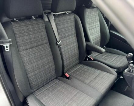 Белый Мерседес Вито, объемом двигателя 1.6 л и пробегом 305 тыс. км за 8800 $, фото 14 на Automoto.ua