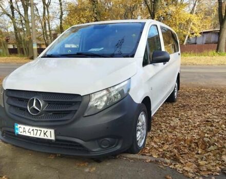 Белый Мерседес Вито, объемом двигателя 2.14 л и пробегом 285 тыс. км за 21500 $, фото 18 на Automoto.ua