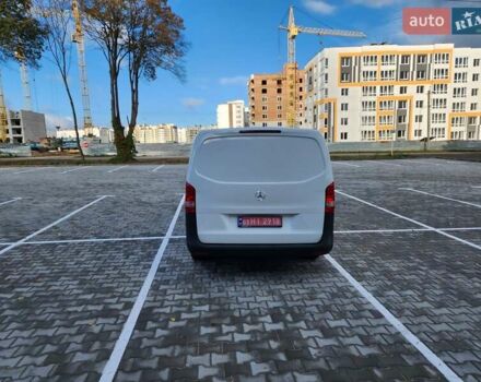 Белый Мерседес Вито, объемом двигателя 2.2 л и пробегом 297 тыс. км за 14300 $, фото 9 на Automoto.ua