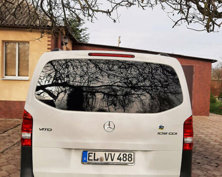 Белый Мерседес Вито, объемом двигателя 1.6 л и пробегом 247 тыс. км за 17500 $, фото 4 на Automoto.ua