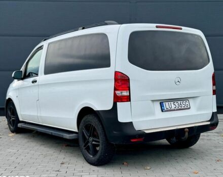 Белый Мерседес Вито, объемом двигателя 1.6 л и пробегом 305 тыс. км за 8800 $, фото 4 на Automoto.ua