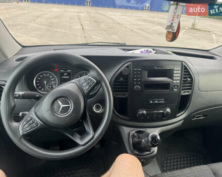 Белый Мерседес Вито, объемом двигателя 2.2 л и пробегом 232 тыс. км за 17800 $, фото 16 на Automoto.ua