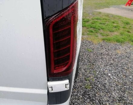 Білий Мерседес Віто, об'ємом двигуна 2 л та пробігом 89 тис. км за 15500 $, фото 18 на Automoto.ua