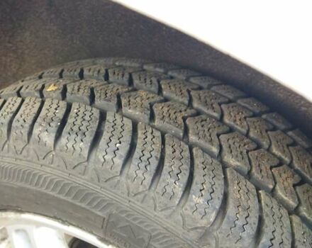 Белый Мерседес Вито, объемом двигателя 2.14 л и пробегом 285 тыс. км за 21500 $, фото 4 на Automoto.ua