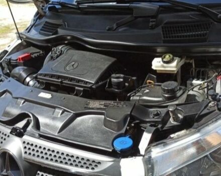 Білий Мерседес Віто, об'ємом двигуна 2.2 л та пробігом 227 тис. км за 26999 $, фото 7 на Automoto.ua