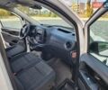 Белый Мерседес Вито, объемом двигателя 2.2 л и пробегом 297 тыс. км за 14300 $, фото 11 на Automoto.ua