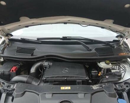 Белый Мерседес Вито, объемом двигателя 2.14 л и пробегом 378 тыс. км за 18500 $, фото 17 на Automoto.ua