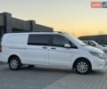 Білий Мерседес Віто, об'ємом двигуна 1.6 л та пробігом 305 тис. км за 13500 $, фото 3 на Automoto.ua