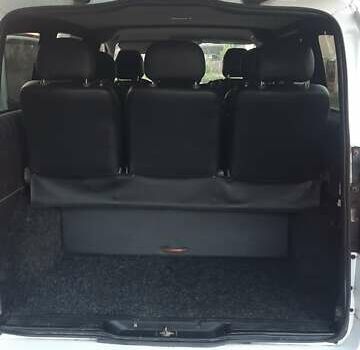 Белый Мерседес Вито, объемом двигателя 2.14 л и пробегом 300 тыс. км за 16500 $, фото 5 на Automoto.ua