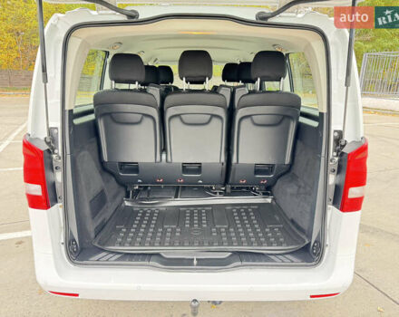 Белый Мерседес Вито, объемом двигателя 1.6 л и пробегом 117 тыс. км за 23500 $, фото 24 на Automoto.ua