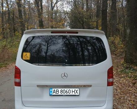 Белый Мерседес Вито, объемом двигателя 2.14 л и пробегом 378 тыс. км за 18500 $, фото 3 на Automoto.ua