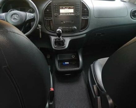 Белый Мерседес Вито, объемом двигателя 2.14 л и пробегом 378 тыс. км за 18500 $, фото 18 на Automoto.ua