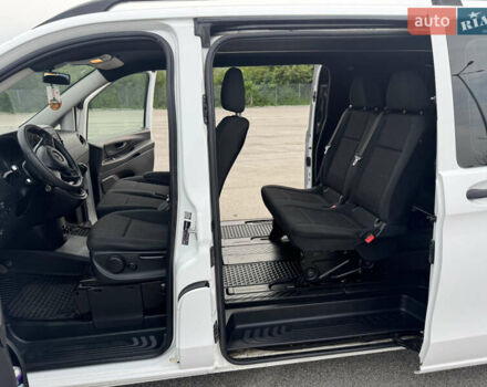 Белый Мерседес Вито, объемом двигателя 2.2 л и пробегом 232 тыс. км за 17800 $, фото 14 на Automoto.ua