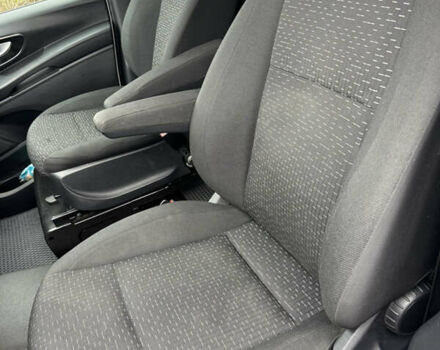 Белый Мерседес Вито, объемом двигателя 2.14 л и пробегом 244 тыс. км за 23000 $, фото 23 на Automoto.ua