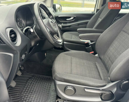 Белый Мерседес Вито, объемом двигателя 1.6 л и пробегом 117 тыс. км за 23500 $, фото 9 на Automoto.ua