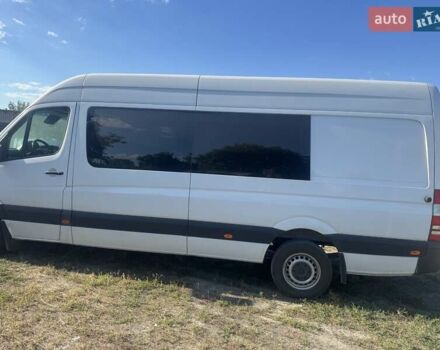 Белый Мерседес Вито, объемом двигателя 2.1 л и пробегом 800 тыс. км за 13900 $, фото 9 на Automoto.ua