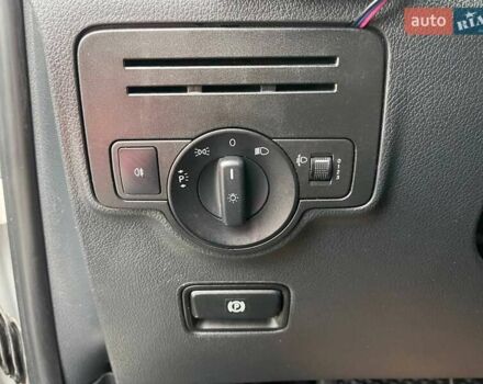 Белый Мерседес Вито, объемом двигателя 1.6 л и пробегом 244 тыс. км за 14490 $, фото 11 на Automoto.ua