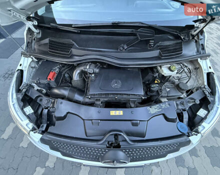 Белый Мерседес Вито, объемом двигателя 2.14 л и пробегом 265 тыс. км за 23800 $, фото 26 на Automoto.ua