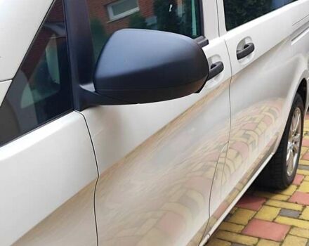 Белый Мерседес Вито, объемом двигателя 2.14 л и пробегом 264 тыс. км за 20001 $, фото 28 на Automoto.ua