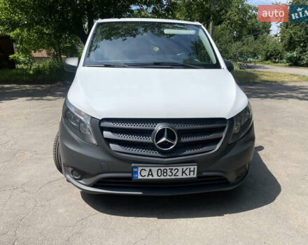 Белый Мерседес Вито, объемом двигателя 2.2 л и пробегом 275 тыс. км за 19900 $, фото 16 на Automoto.ua