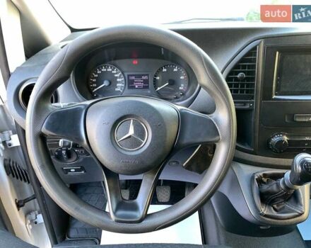 Белый Мерседес Вито, объемом двигателя 1.6 л и пробегом 255 тыс. км за 14920 $, фото 21 на Automoto.ua