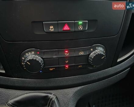 Белый Мерседес Вито, объемом двигателя 2.2 л и пробегом 242 тыс. км за 16777 $, фото 21 на Automoto.ua