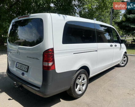 Белый Мерседес Вито, объемом двигателя 2.2 л и пробегом 275 тыс. км за 19900 $, фото 9 на Automoto.ua