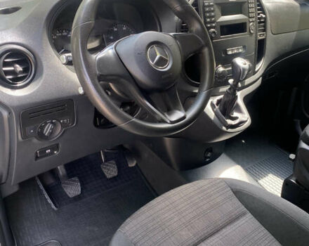 Белый Мерседес Вито, объемом двигателя 2.2 л и пробегом 275 тыс. км за 19900 $, фото 20 на Automoto.ua