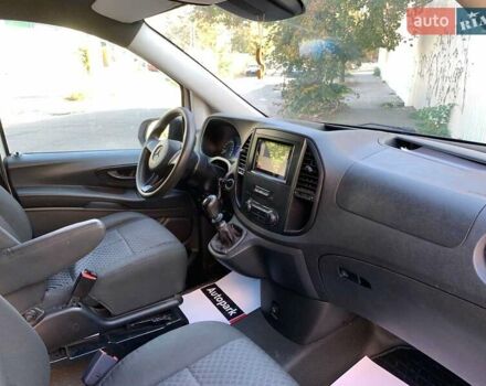 Белый Мерседес Вито, объемом двигателя 1.6 л и пробегом 255 тыс. км за 14920 $, фото 16 на Automoto.ua