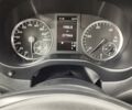 Белый Мерседес Вито, объемом двигателя 2.2 л и пробегом 285 тыс. км за 22000 $, фото 4 на Automoto.ua