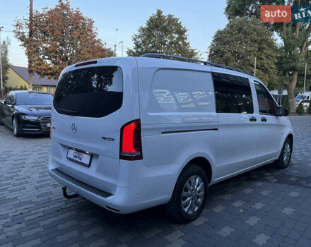 Белый Мерседес Вито, объемом двигателя 2.14 л и пробегом 265 тыс. км за 23800 $, фото 5 на Automoto.ua