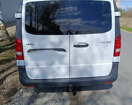 Белый Мерседес Вито, объемом двигателя 2.1 л и пробегом 203 тыс. км за 21000 $, фото 1 на Automoto.ua