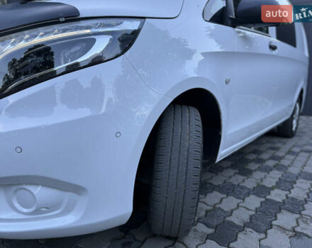 Белый Мерседес Вито, объемом двигателя 2.14 л и пробегом 265 тыс. км за 23800 $, фото 9 на Automoto.ua