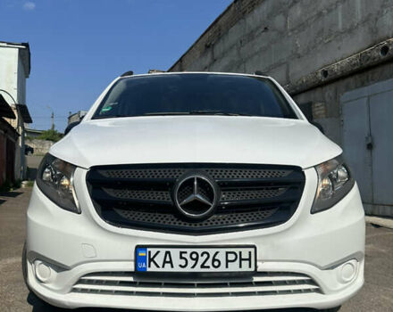 Белый Мерседес Вито, объемом двигателя 1.6 л и пробегом 342 тыс. км за 17800 $, фото 2 на Automoto.ua