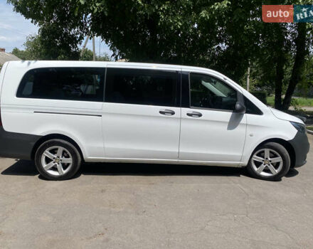 Мерседес Вито 2016 в Умани на Automoto.ua Белый Мерседес Вито, объемом двигателя 2.14 л и пробегом 272 тыс. км за 20900 $, фото 11 на Automoto.ua