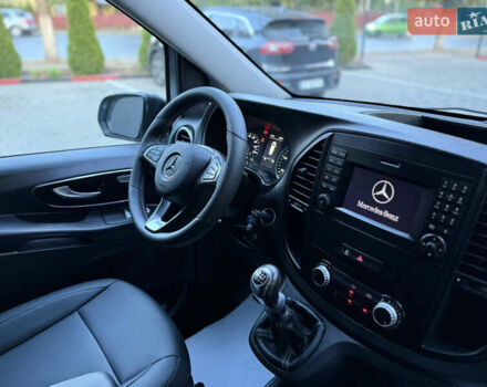 Белый Мерседес Вито, объемом двигателя 2.14 л и пробегом 265 тыс. км за 23800 $, фото 23 на Automoto.ua