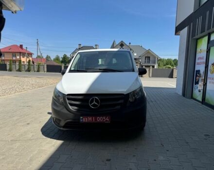 Білий Мерседес Віто, об'ємом двигуна 2.2 л та пробігом 246 тис. км за 16832 $, фото 5 на Automoto.ua