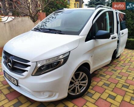 Белый Мерседес Вито, объемом двигателя 2.14 л и пробегом 264 тыс. км за 20001 $, фото 30 на Automoto.ua